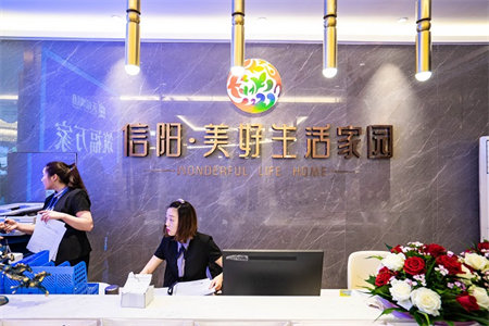 金地翰林3室2厅1卫116㎡带阁楼带车库81万